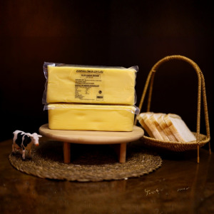 Blok Taze Kaşar (1 KG)